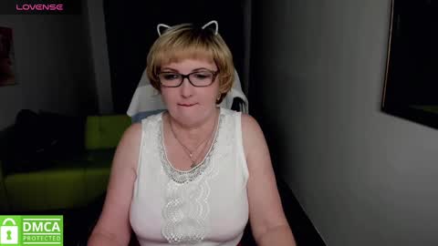 your Lana online show from 01/05/25, 04:59