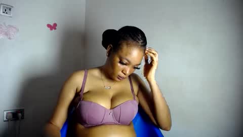 moanna online show from 04/21/26, 08:34