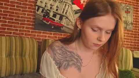 Snapshot of beautifulgina chatting on 11/24/25, 06:46 Gina online show from 11/24/25, 06:46