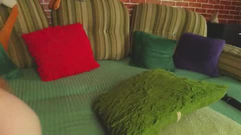 Gina online show from 12/17/25, 08:42