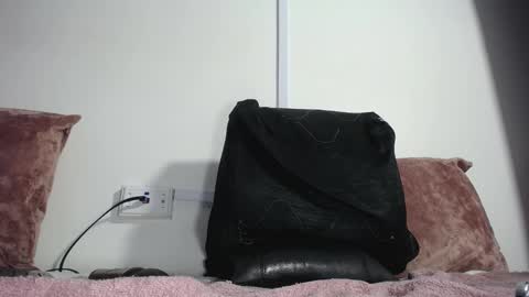 maria online show from 03/08/25, 10:24