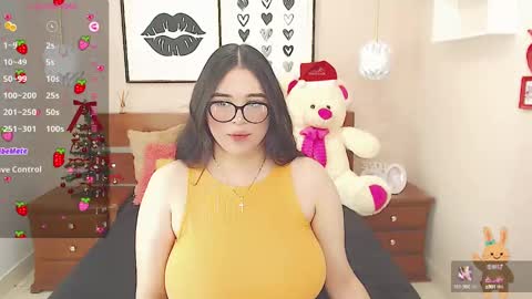 Snapshot of beautty_pink chatting on 12/20/24, 06:13 beautty_pink online show from 12/20/24, 06:13