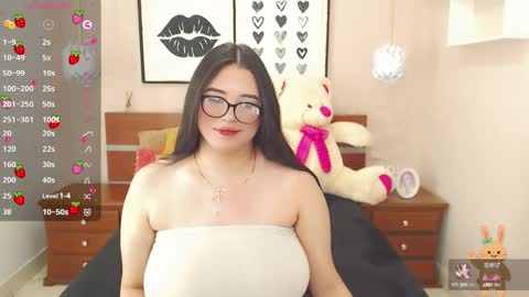 Snapshot of beautty_pink chatting on 01/22/25, 05:06 beautty_pink online show from 01/22/25, 05:06