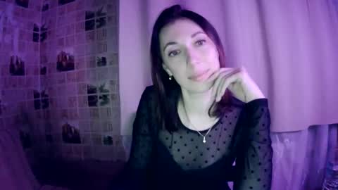 beauty_cute90 online show from 11/12/25, 08:30