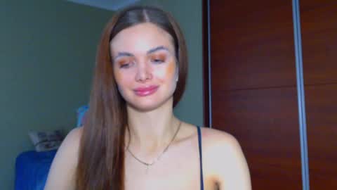 Snapshot of beauty_fruity chatting on 02/26/25, 08:26 Maria online show from 02/26/25, 08:26