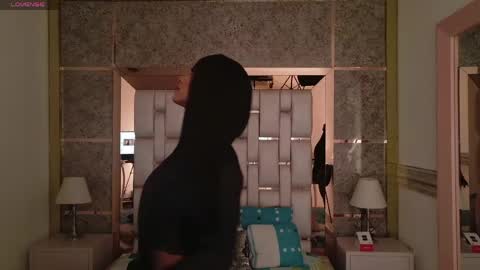 beauty_nina online show from 04/24/26, 06:05