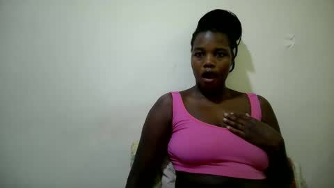 beauty_nina1 online show from 11/15/25, 06:22