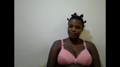 beauty_nina1 online show from 11/21/25, 07:01