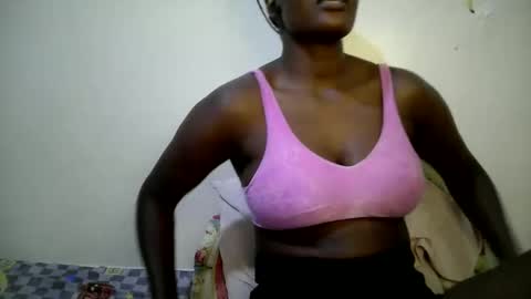 beauty_nina1 online show from 12/04/25, 08:28