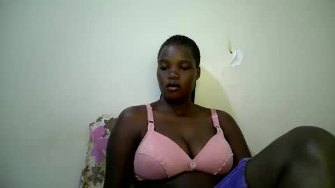 beauty_nina1 online show from 01/14/26, 08:31