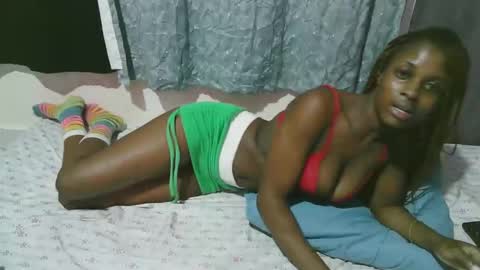 Snapshot of beautyamara chatting on 04/26/26, 03:42 Amara online show from 04/26/26, 03:42