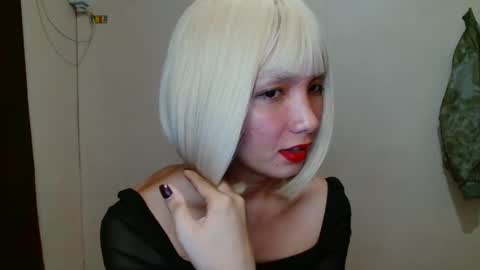 Snapshot of beautyandmadness_69 chatting on 05/11/26, 05:21 fernanda online show from 05/11/26, 05:21