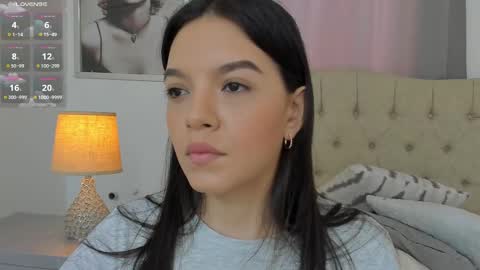 Snapshot of beautyari_ chatting on 03/03/25, 12:16 Ariana Reyes online show from 03/03/25, 12:16