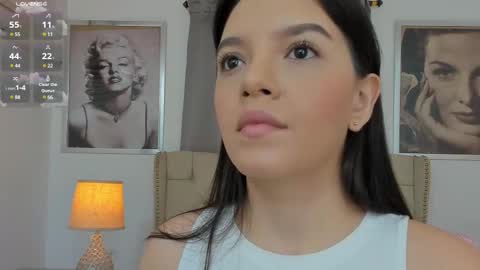 Snapshot of beautyari_ chatting on 03/11/25, 12:06 Ariana Reyes online show from 03/11/25, 12:06