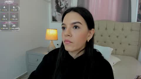 Snapshot of beautyari_ chatting on 03/12/25, 12:15 Ariana Reyes online show from 03/12/25, 12:15