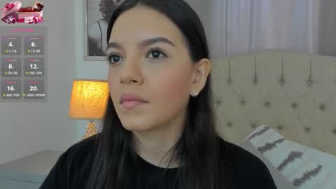 Snapshot of beautyari_ chatting on 09/10/25, 12:27 Ariana Reyes online show from 09/10/25, 12:27