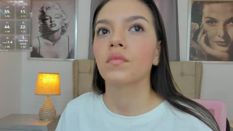 Ariana Reyes online show from 03/25/26, 12:11