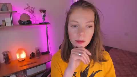 Snapshot of beautyeliise chatting on 02/16/25, 02:43 Eliise online show from 02/16/25, 02:43