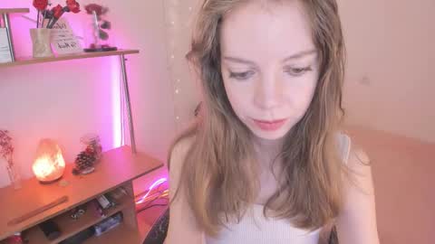 Snapshot of beautyeliise chatting on 09/29/25, 09:03 Eliise online show from 09/29/25, 09:03