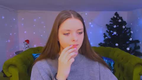 Snapshot of beautyfrominside chatting on 01/16/26, 09:13 Gloria online show from 01/16/26, 09:13