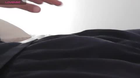 Snapshot of beautyinyoursmile chatting on 02/05/26, 03:44 love2seeudear online show from 02/05/26, 03:44