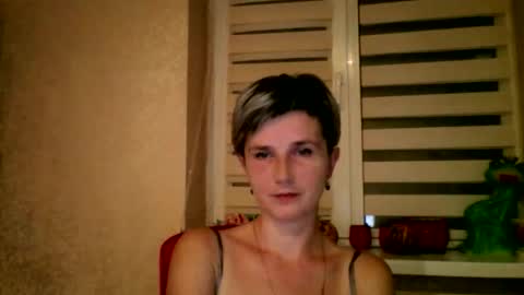 BeautyKsenia online show from 10/24/25, 07:32