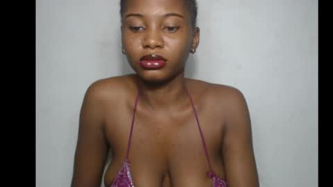 Snapshot of beautyslut1 chatting on 04/27/26, 05:49 beautyslut1 online show from 04/27/26, 05:49