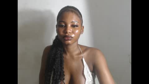 Snapshot of beautyslut1 chatting on 05/25/26, 08:59 beautyslut1 online show from 05/25/26, 08:59