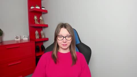 Zoe online show from 10/22/25, 05:41