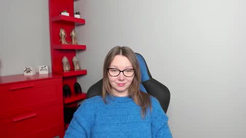 Zoe online show from 11/18/25, 06:40