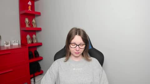 Zoe online show from 04/24/26, 05:32