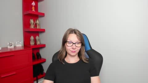 Zoe online show from 07/23/26, 05:38