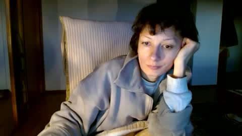 Raluca online show from 01/12/25, 03:14