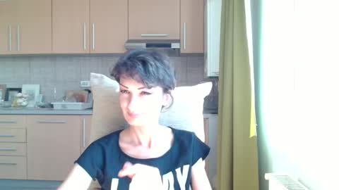 Raluca online show from 09/14/25, 10:58