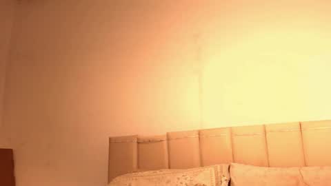 Snapshot of bebe_sua chatting on 11/10/25, 09:58 Jennifer online show from 11/10/25, 09:58