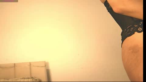 Jennifer online show from 12/16/25, 04:50