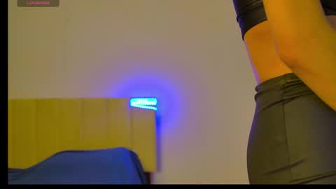 Jennifer online show from 04/23/26, 11:07