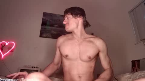 bebe  dust online show from 10/31/25, 11:44