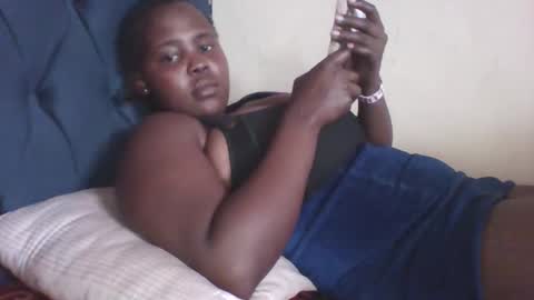 bebswee21 online show from 09/19/25, 12:06