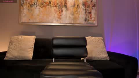 Am Becca online show from 10/03/25, 06:38