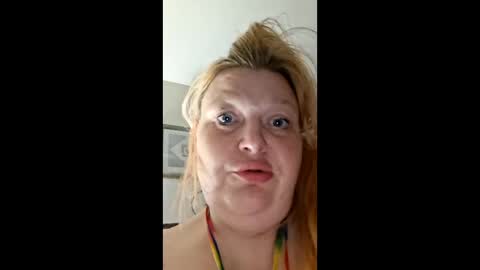 beccadream420 online show from 05/27/26, 10:23