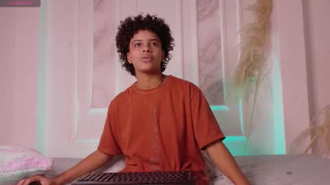 Beecckkkaaa online show from 03/02/26, 01:51