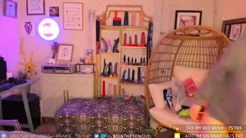 Snapshot of beckthetongue chatting on 09/23/25, 10:02 Beck the tongue online show from 09/23/25, 10:02