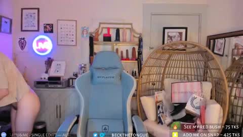 Snapshot of beckthetongue chatting on 10/08/25, 09:45 Beck the tongue online show from 10/08/25, 09:45