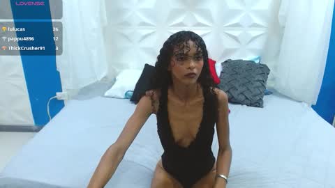 becky_lynch_102 online show from 12/02/25, 05:08