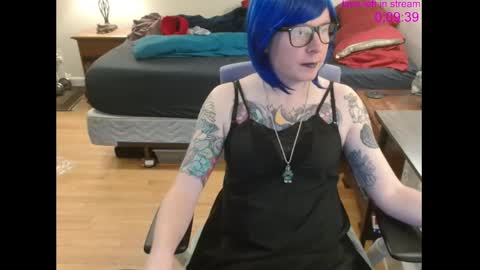 Snapshot of beckyking chatting on 01/02/25, 03:05 BeckyKinkg online show from 01/02/25, 03:05