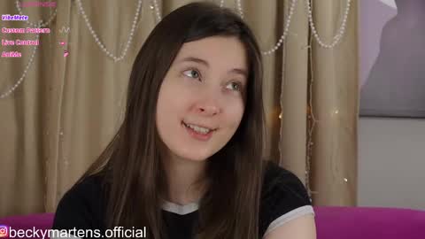 Snapshot of beckymartens chatting on 05/17/26, 03:37 BeckyMartens come join me on while im offline here online show from 05/17/26, 03:37