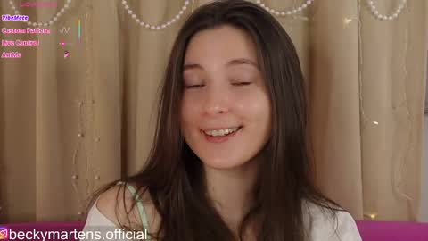 Snapshot of beckymartens chatting on 06/07/26, 04:27 BeckyMartens come join me on while im offline here online show from 06/07/26, 04:27