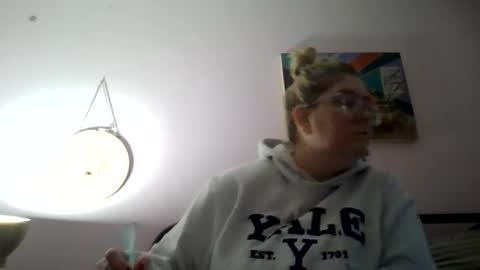 Snapshot of bedbandits chatting on 11/12/25, 11:32 Bedbandits69 online show from 11/12/25, 11:32