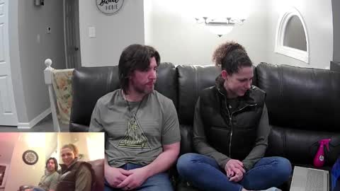 Snapshot of bedroom_king_and_queen chatting on 02/16/25, 04:31 Bedroom king and queen online show from 02/16/25, 04:31